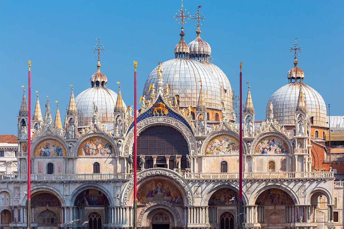 How to Attend a Mass at St. Mark’s